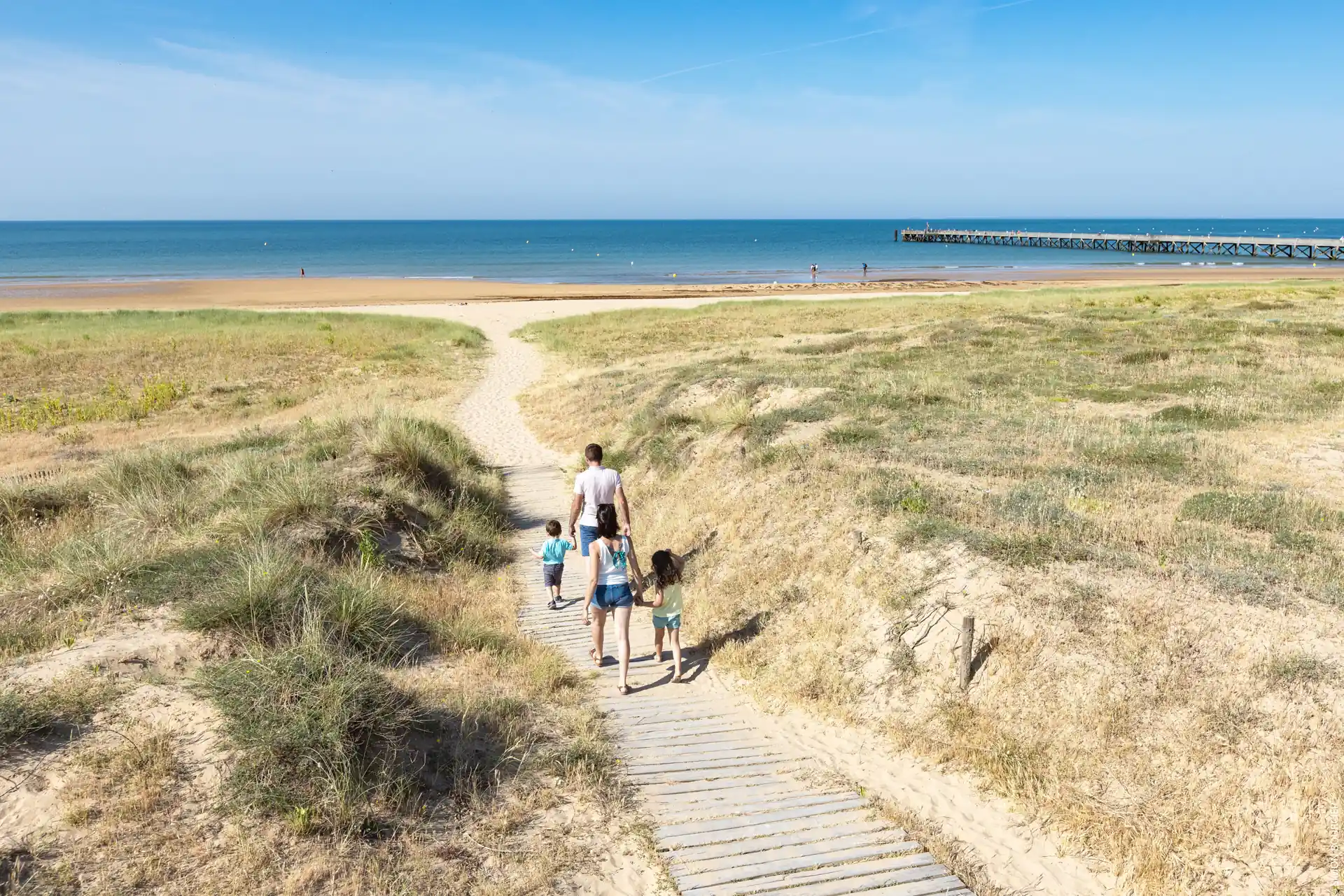 saint jean de monts sentier dunaire famille vendee près des gites Les Rochelles